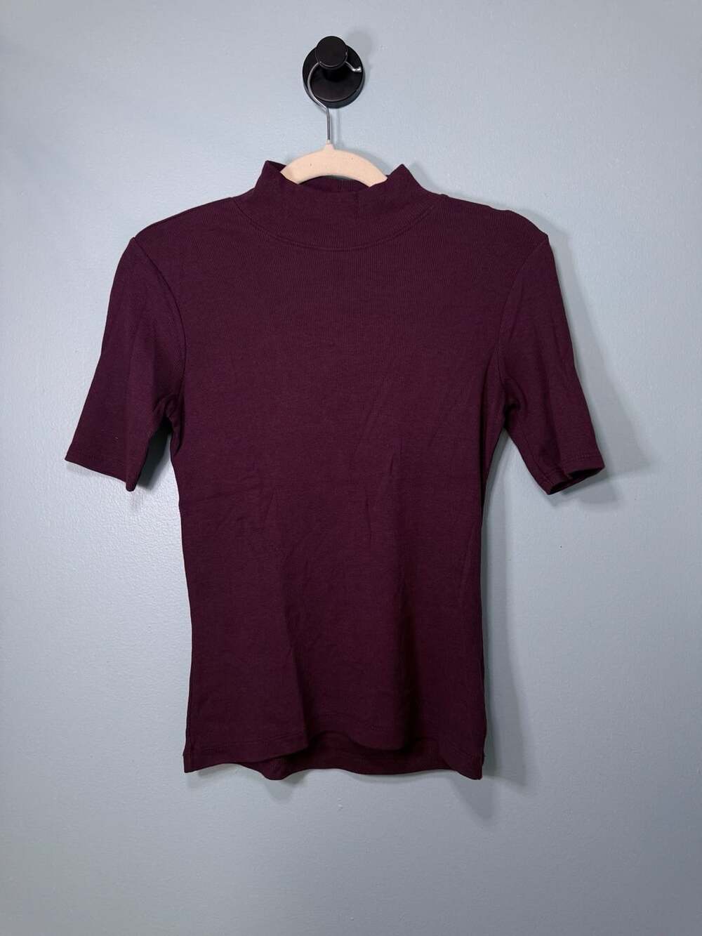 Joie Mockneck T-Shirt Burgundy Ribbed Short Sleeve